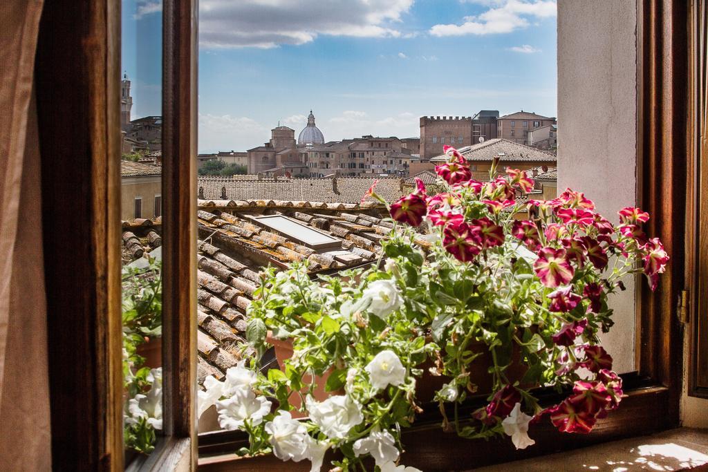 Bed and Breakfast A Casa Mastacchi Siena Exterior foto