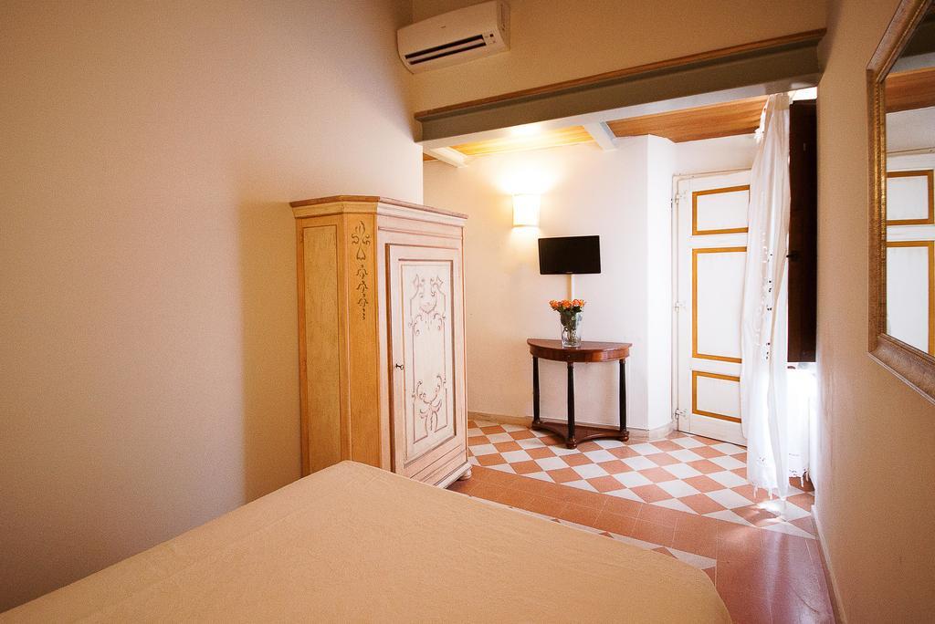 Bed and Breakfast A Casa Mastacchi Siena Exterior foto
