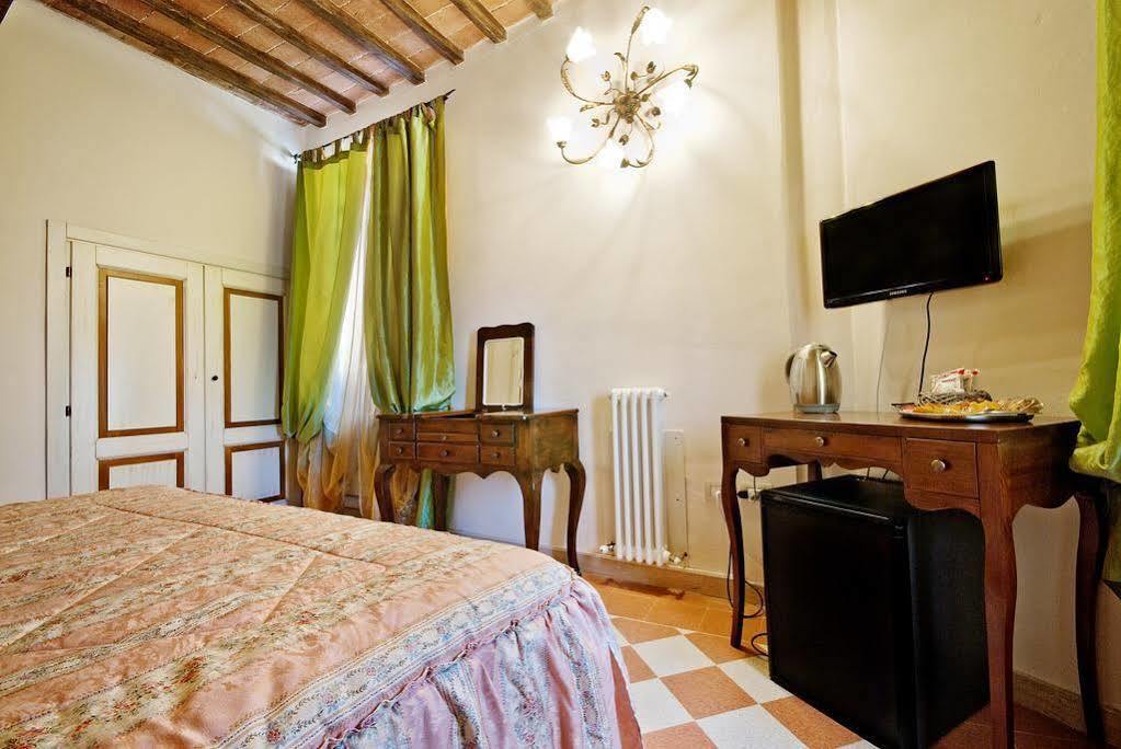 Bed and Breakfast A Casa Mastacchi Siena Exterior foto