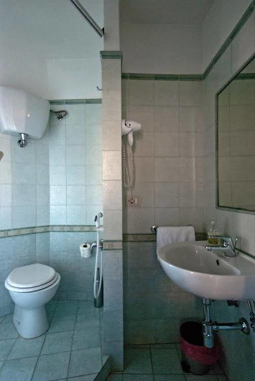 Bed and Breakfast A Casa Mastacchi Siena Exterior foto