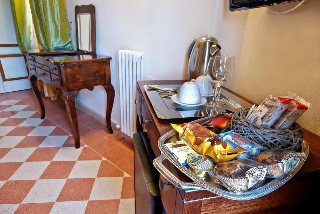 Bed and Breakfast A Casa Mastacchi Siena Exterior foto